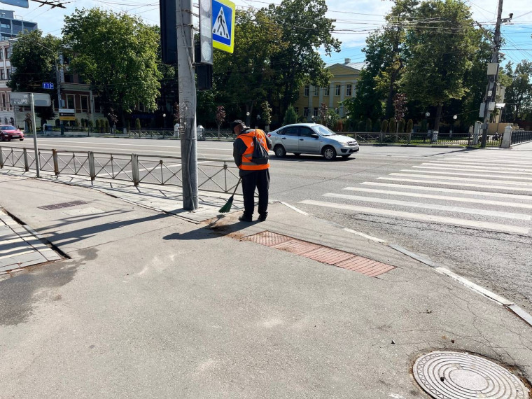 Уборка и благоустройство.