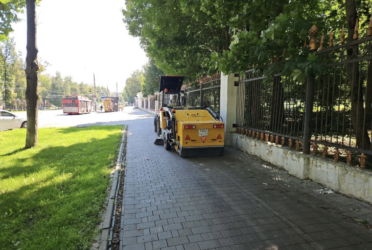 Уборка и благоустройство.