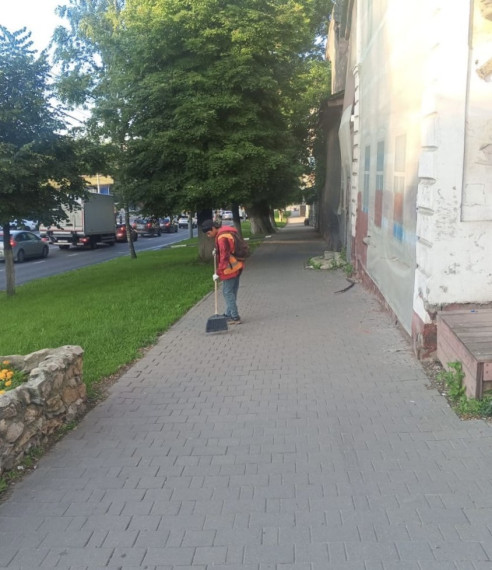 Уборка и благоустройство.