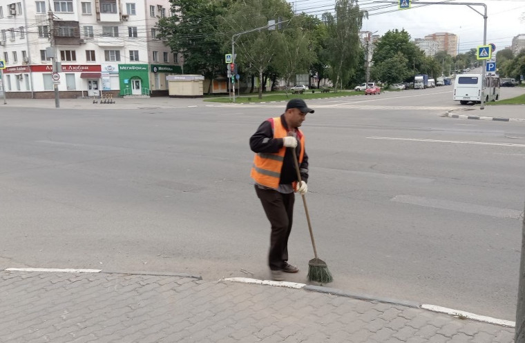 Уборка и благоустройство.
