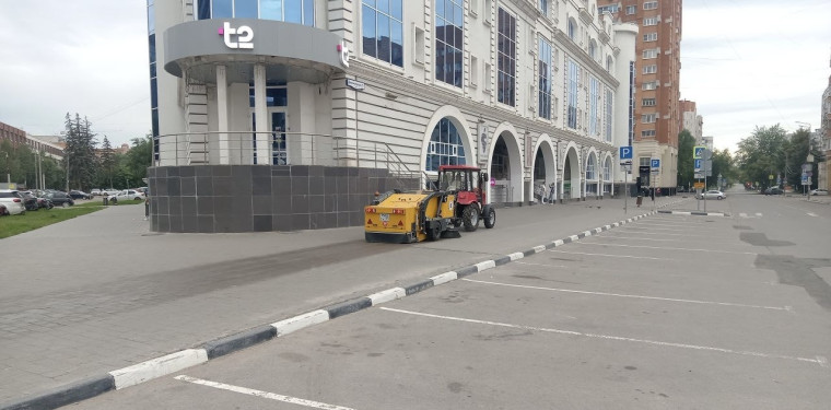 Уборка и благоустройство.