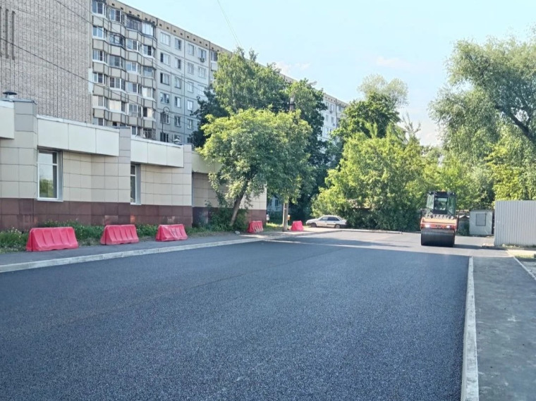 В Туле продолжается ремонт дорог по нацпроекту «Инфраструктура для жизни».
