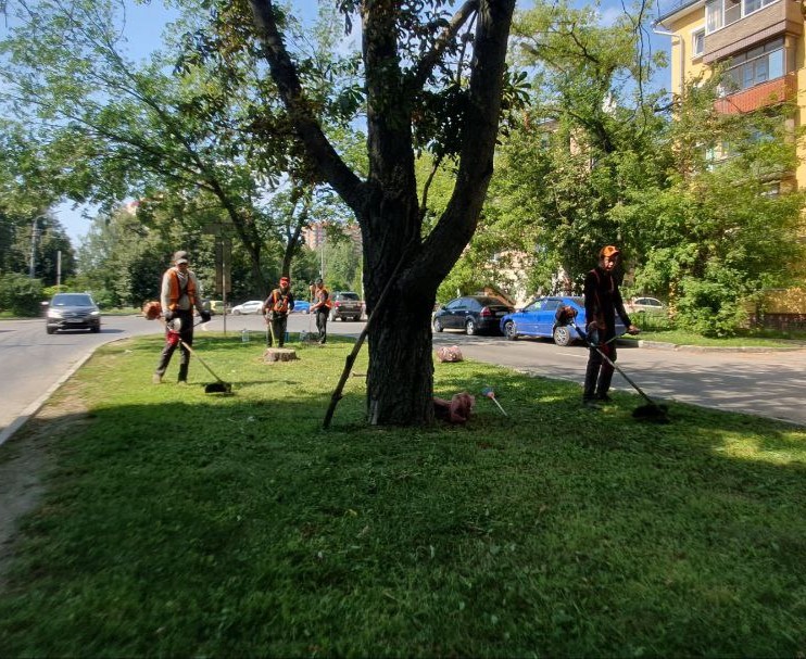 Уборка в городе.