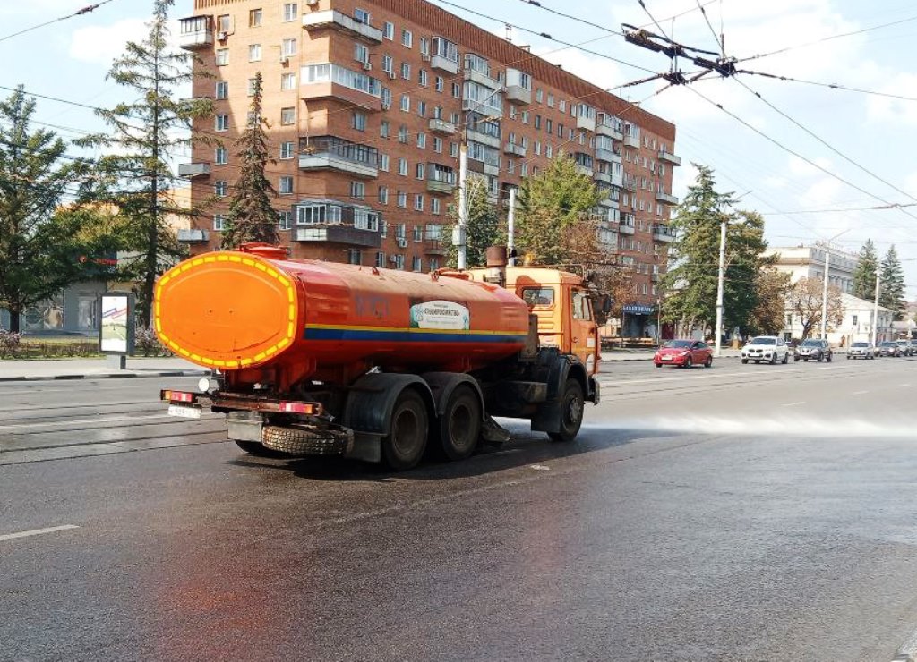 Уборка в городе.