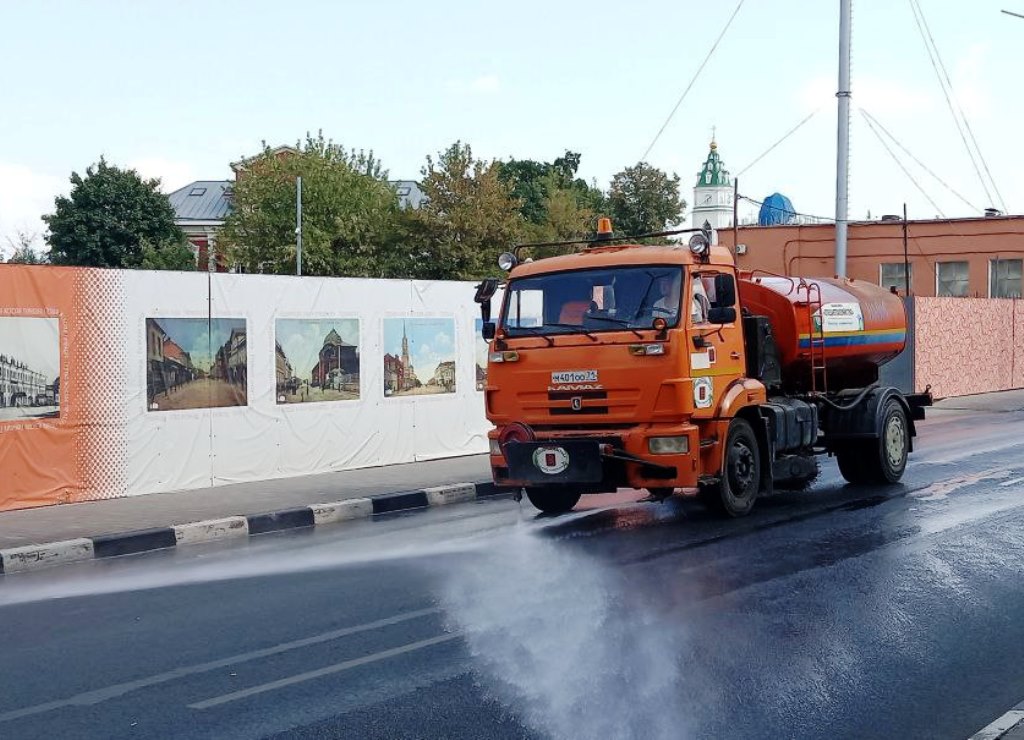 Уборка в городе.